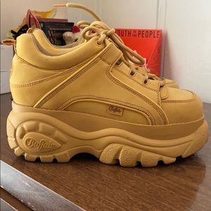 BUFFALO  PLATFORM SNEAKERS